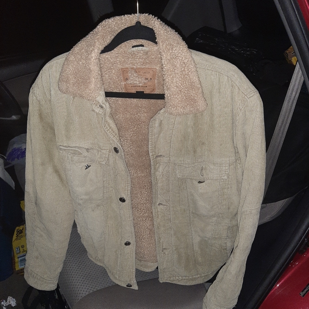 Casual beige Fur Button down Jacket Very Comfortable